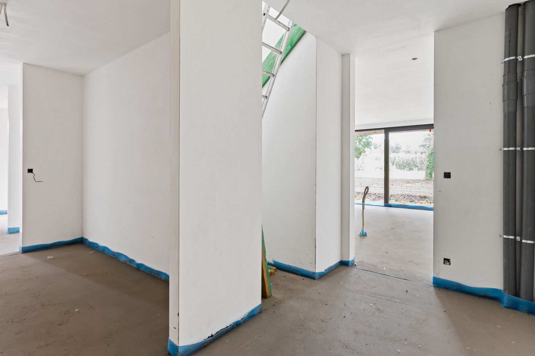 Nieuwbouw koppelvilla op toplocatie op ca. 1599 m² foto 22