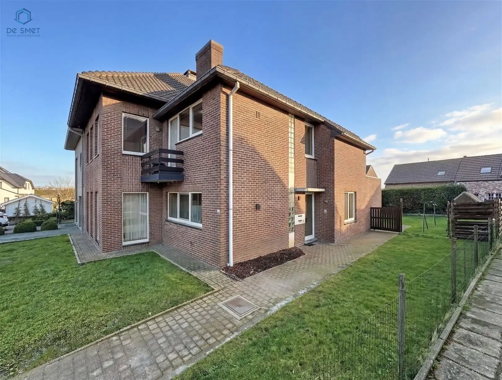 Ruim gelijkvloers appartement met tuin in Woubrechtegem foto 10