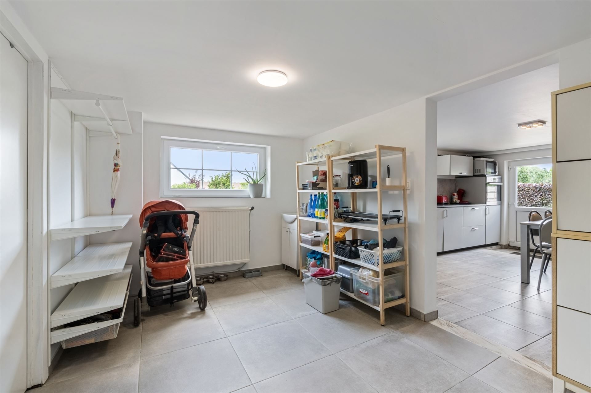 Eengezinswoning in halfopen bebouwing met tuin. foto 20