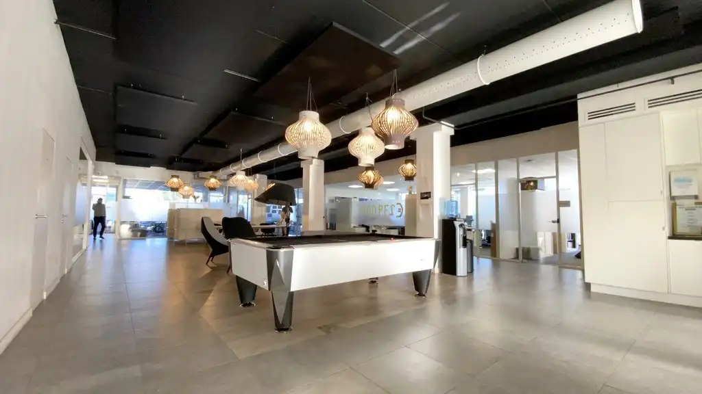 Full service kantoren in Idola Bedrijvencentrum in Lochristi foto 6