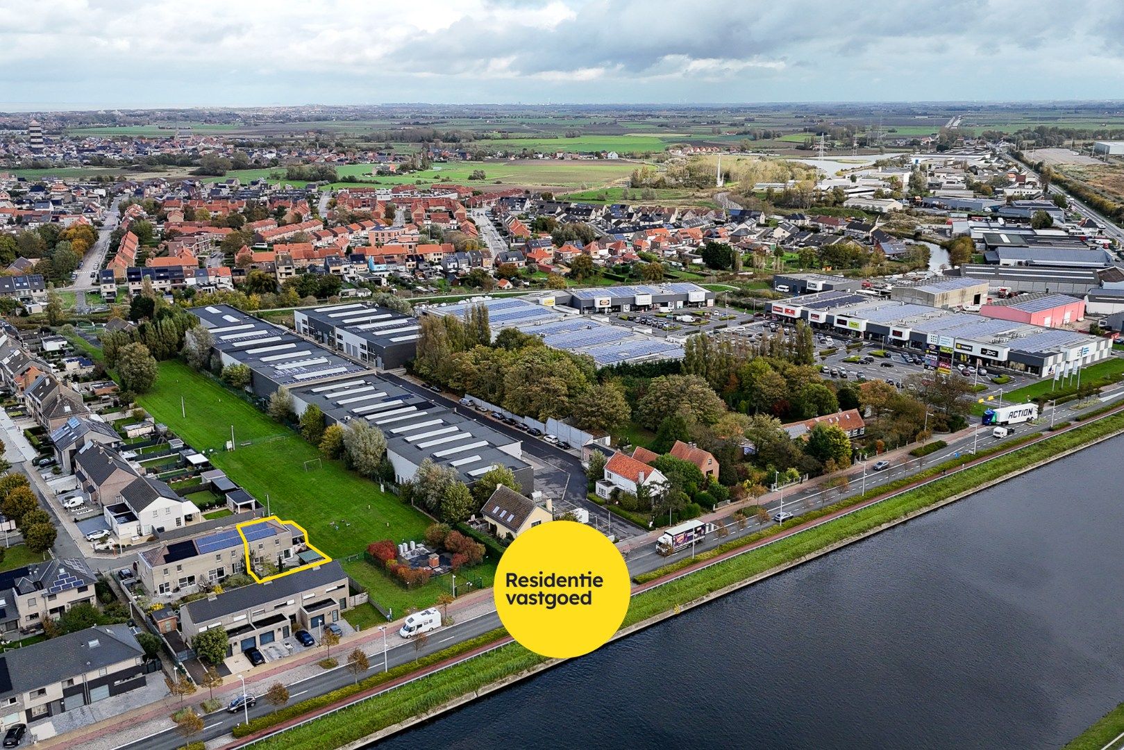 Instapklare halfopen woning met 3 slaapkamers op gunstige locatie te Bredene foto 21