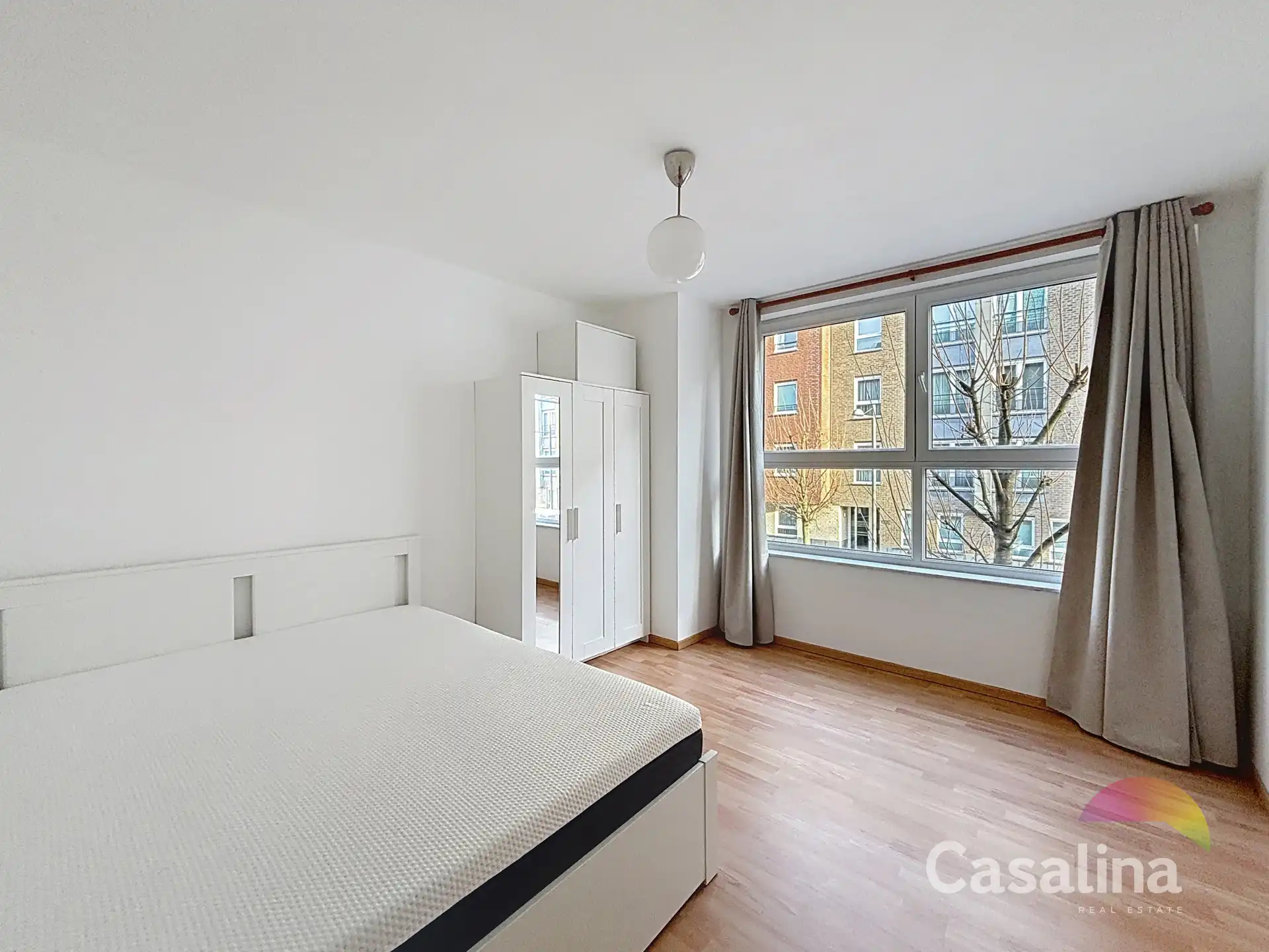 Appartement met ruim terras  foto 9