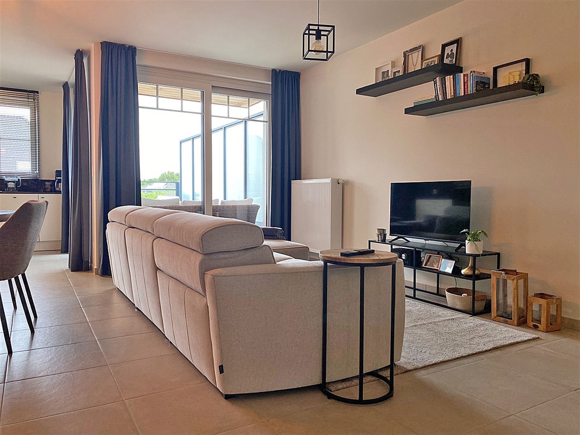 Instapklaar APPARTEMENT (duplex) met 3 slaapkamers, terras en garage foto 3