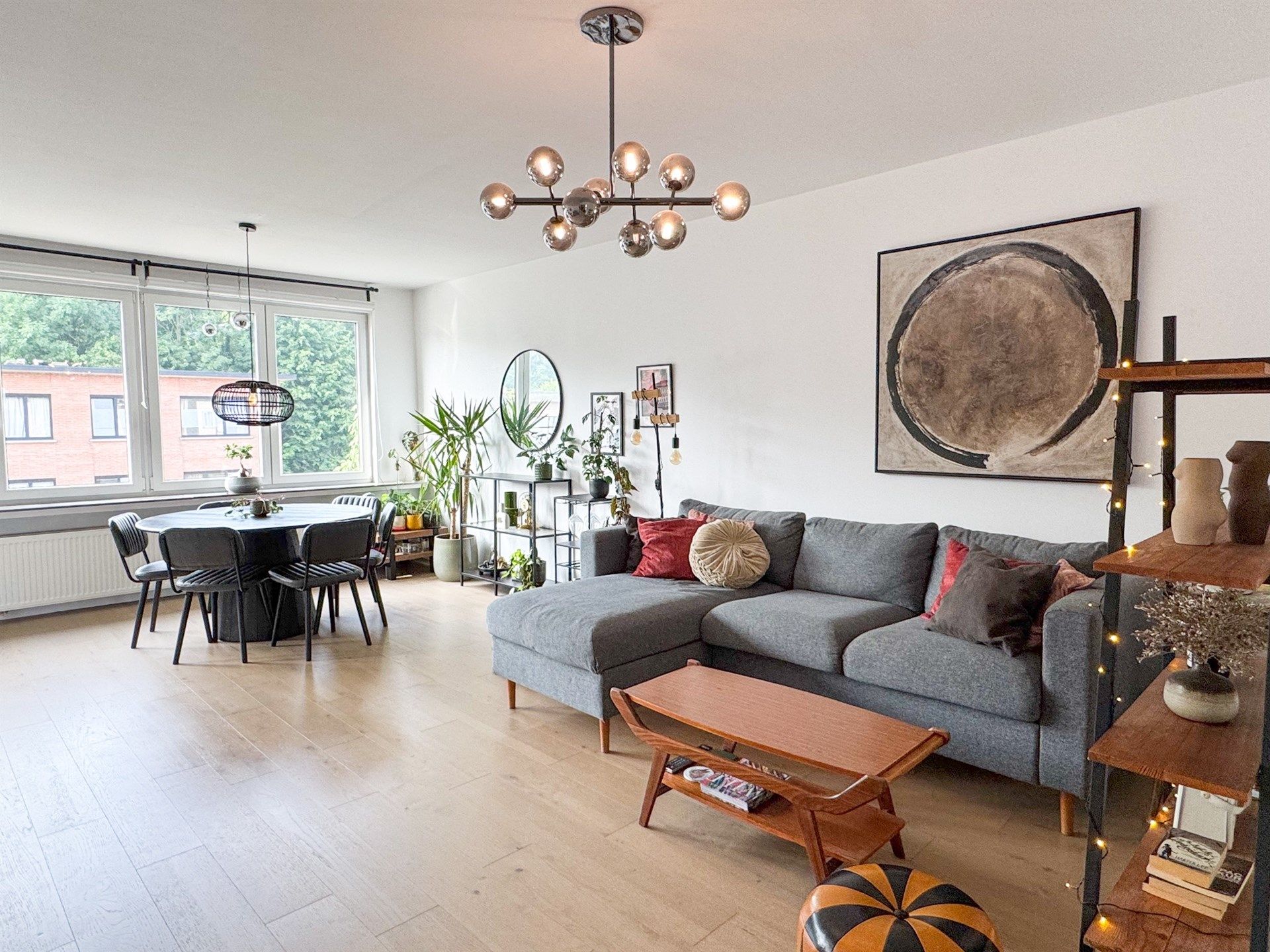 2 slpk appartement met terrasje in een rustige wijk foto {{pictureIndex}}
