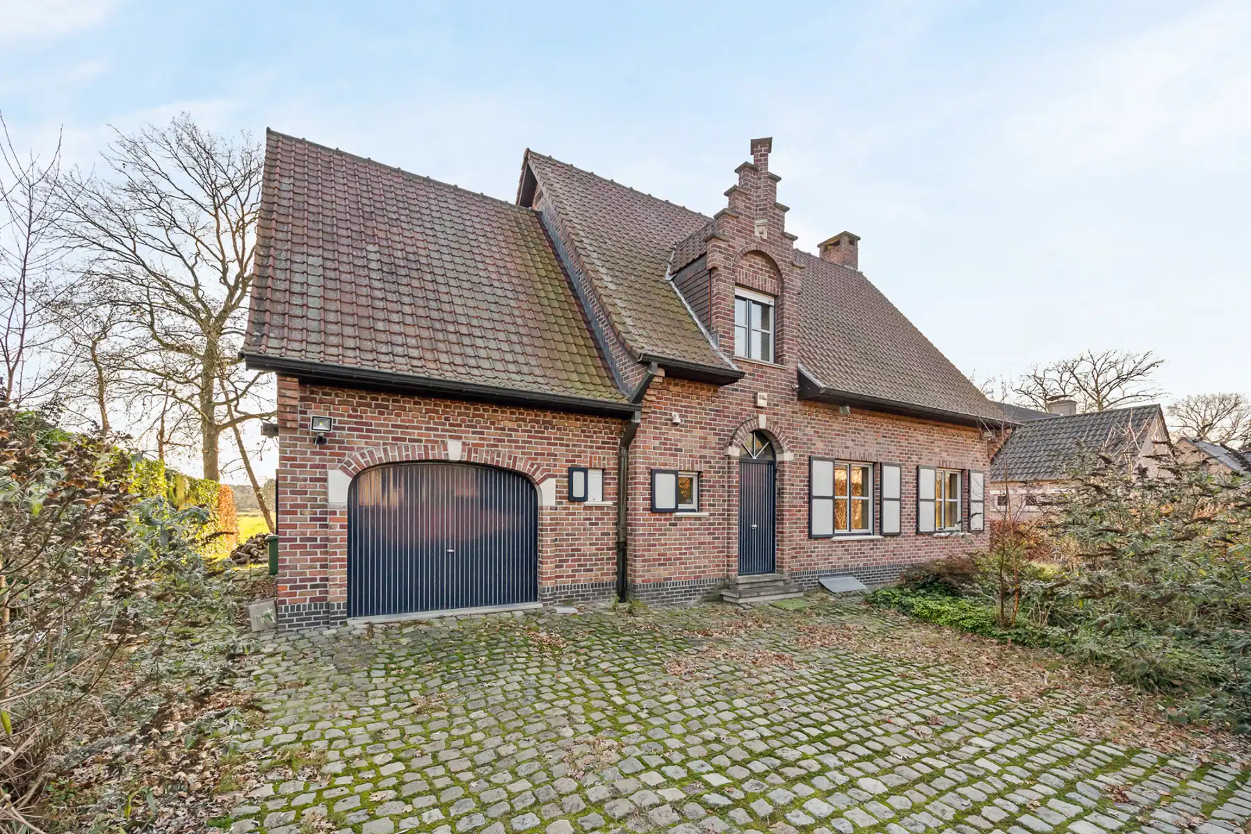 Te renoveren villa op ca.1005 m² met uniek vrij uitzicht foto 20