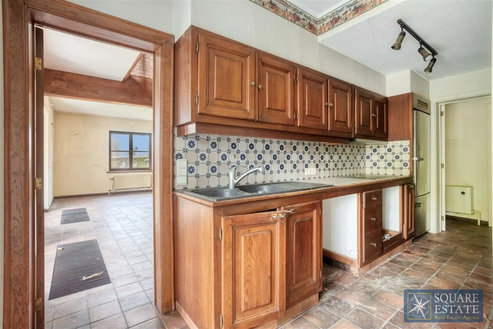 Prachtige villa om te renoveren foto 5