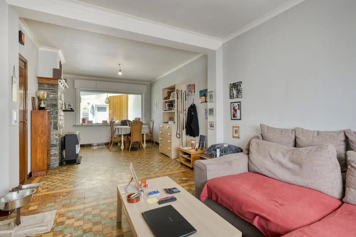 Woning met 2 slaapkamers, garage en tuin te koop in Kortrijk foto 5