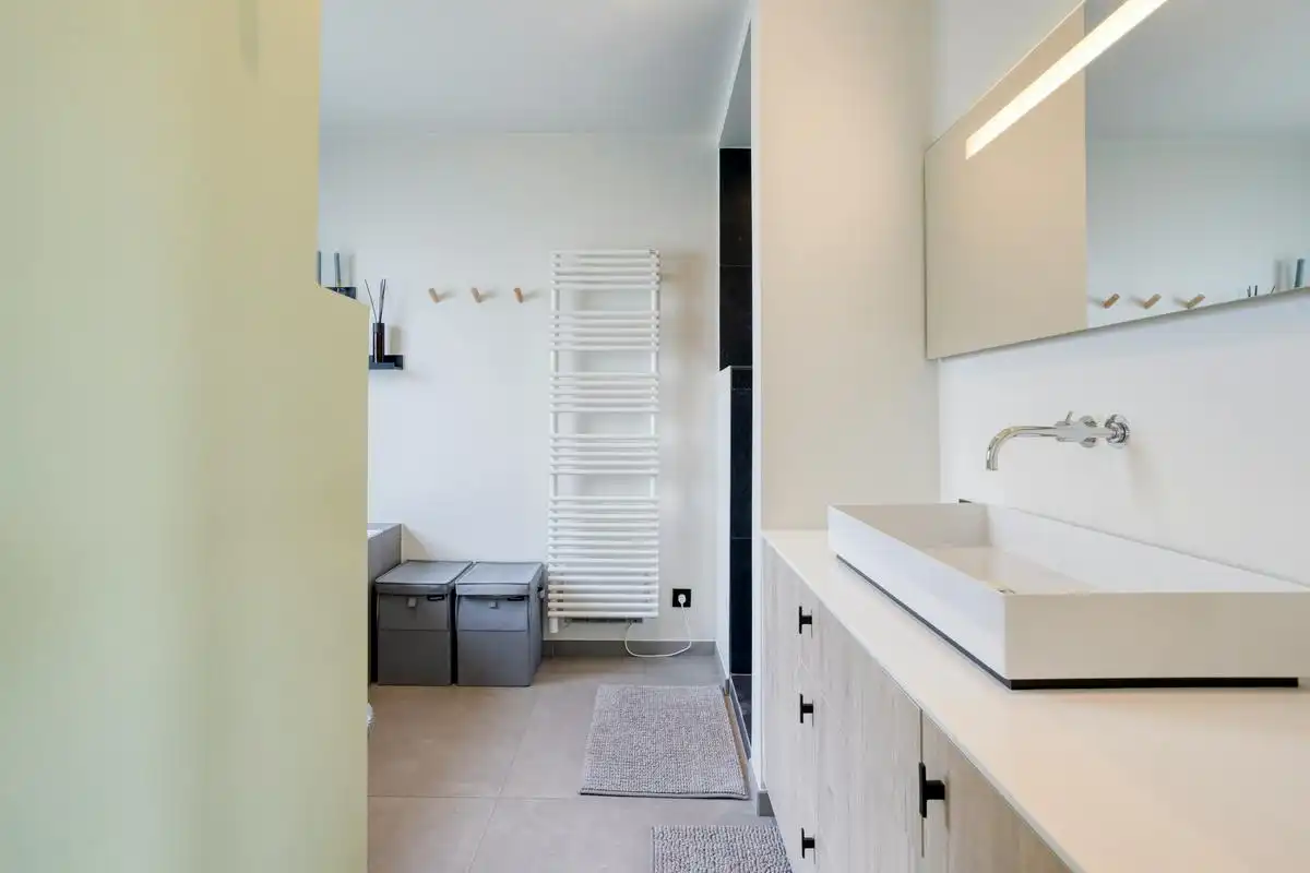 Gerenoveerde bungalow te koop in Kuurne! foto 16