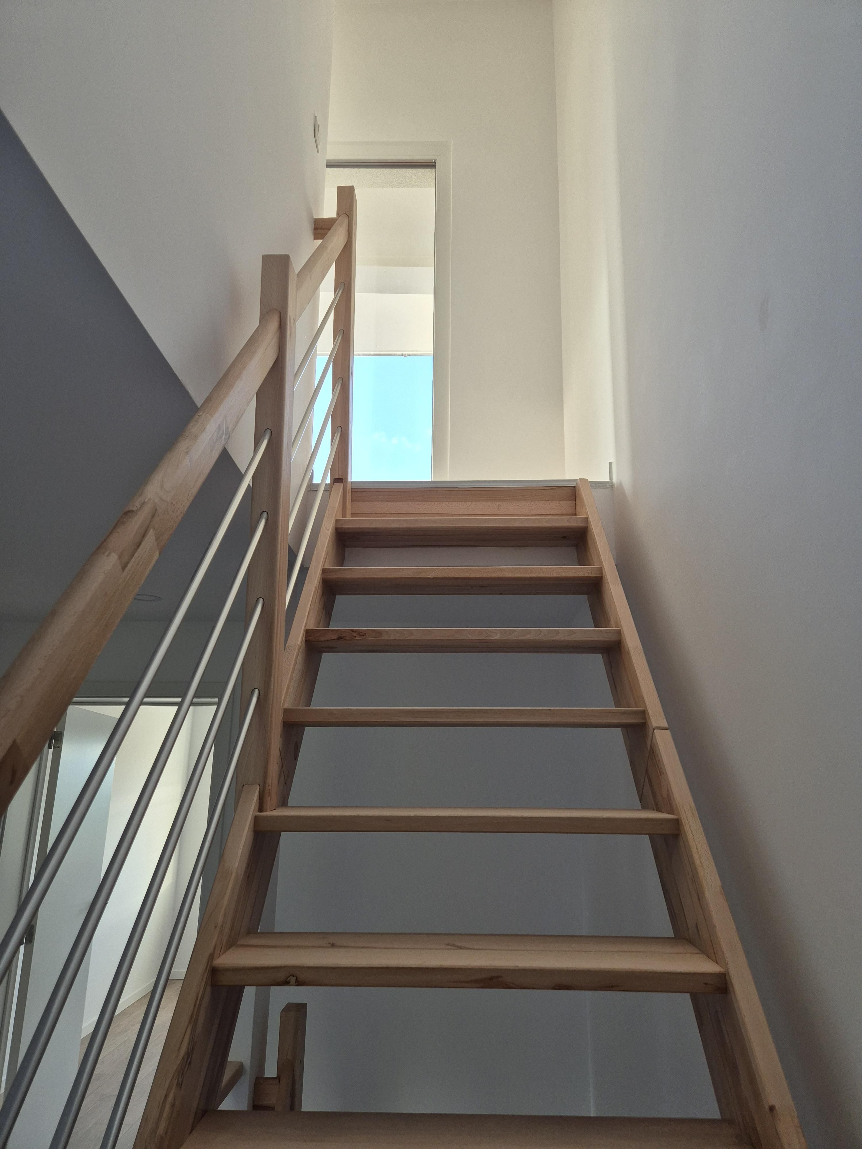 Leuke gerenoveerde woning met 4 slaapkamers en tuin foto 20