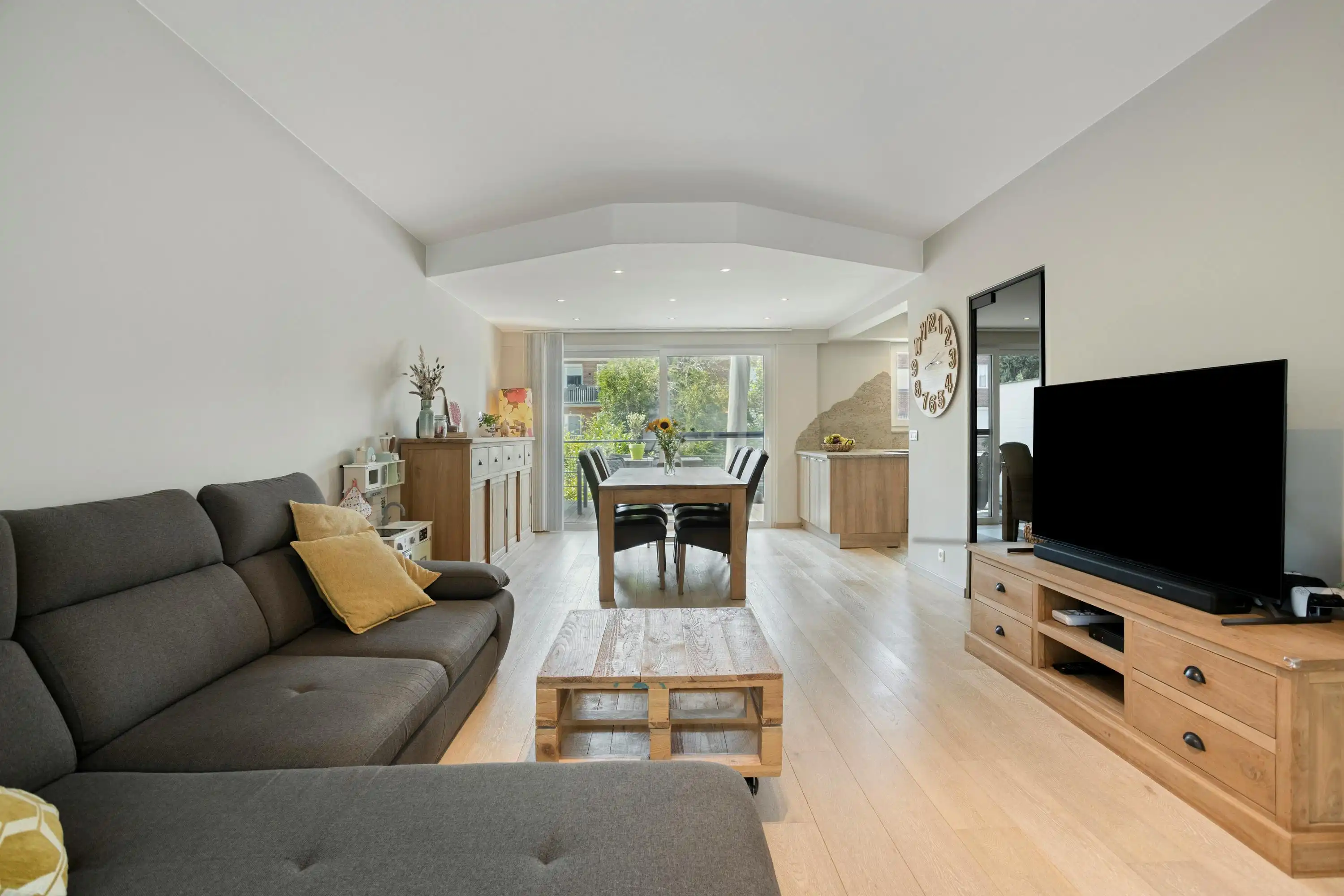 Huis met 3 slaapkamers, inpandige garage en EPC label B  foto 5