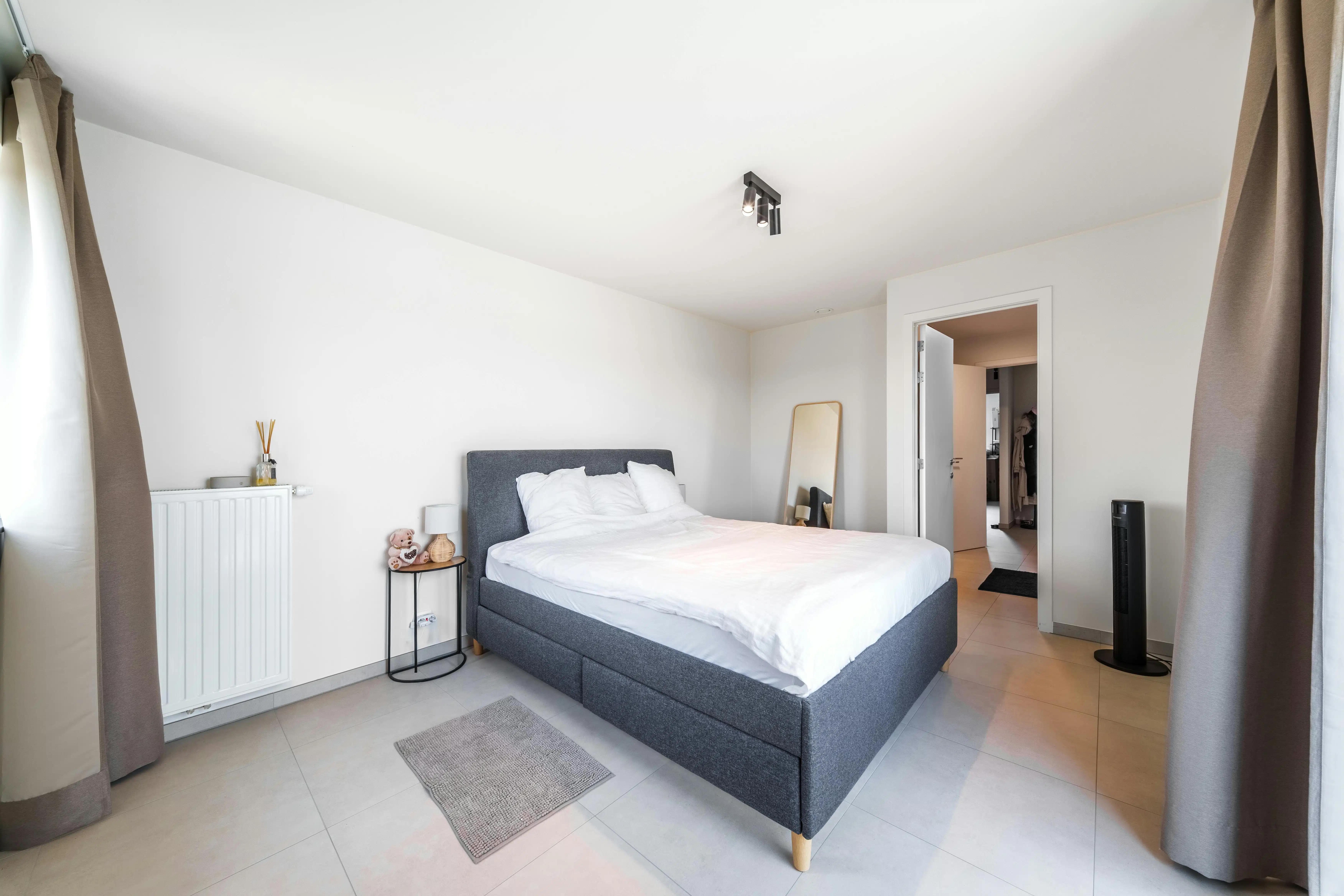 Recent appartement te koop met twee kamers in Vlamertinge foto 17