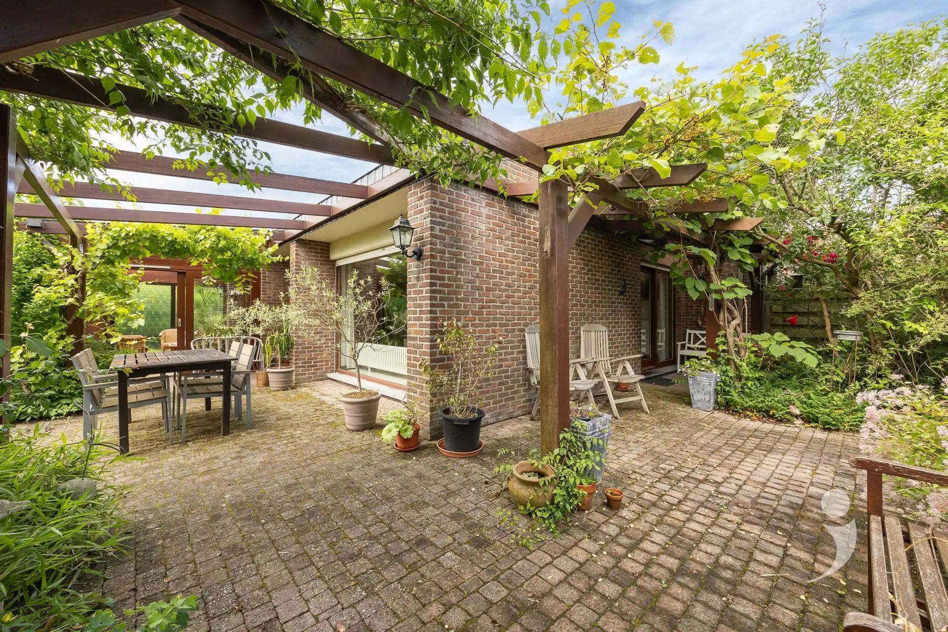 Zeer ruime woning met prachtige tuin nabij Leuven! foto 24