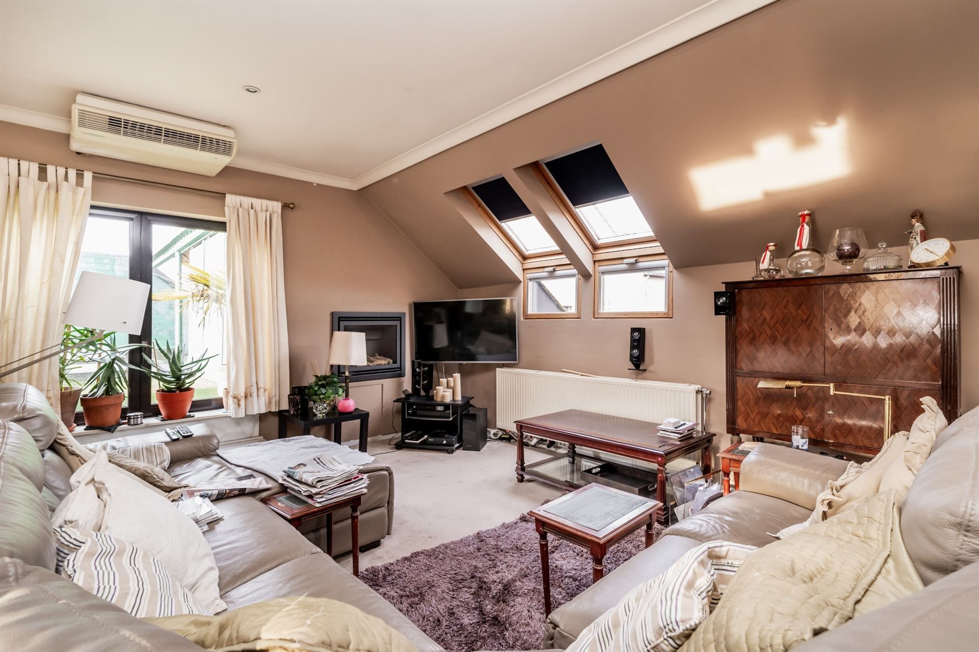 GEMENGD OPBRENGSTEIGENDOM MET HORECA - APPARTEMENTEN EN BUSINESSFLATS foto 29