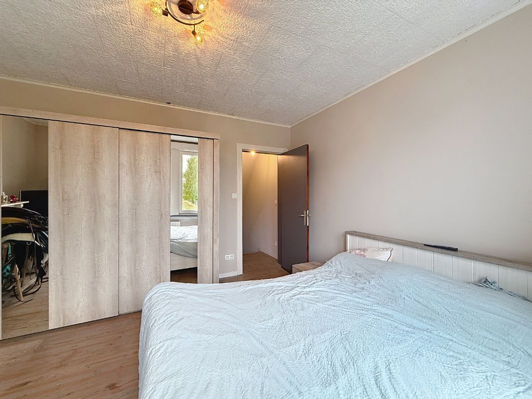 Charmante, instapklare rijwoning met uitweg achteraan. foto 13