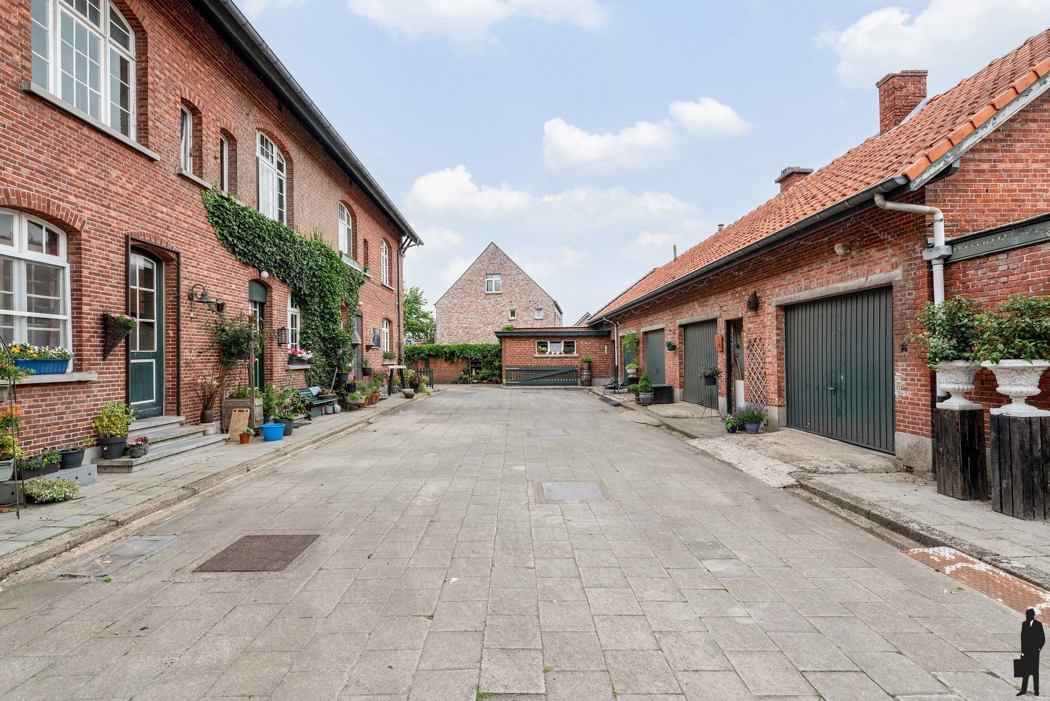 5 woningen gelegen in de oude Rijkswachtkazerne op ca. 1520m² te Meerle! foto 9