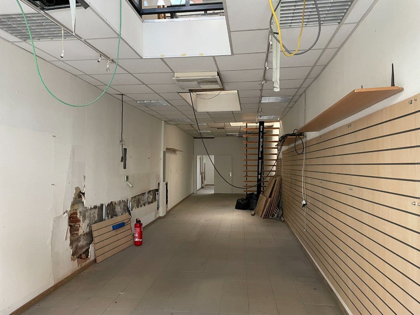 Commercieel zeer goed gelegen handelswoning foto 2