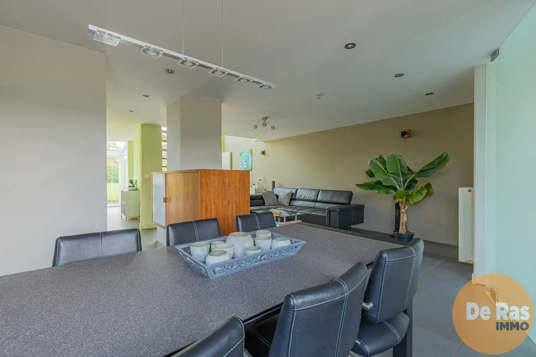 WELLE - Leuke halfopen bebouwing voorzien van alle comfort foto 11