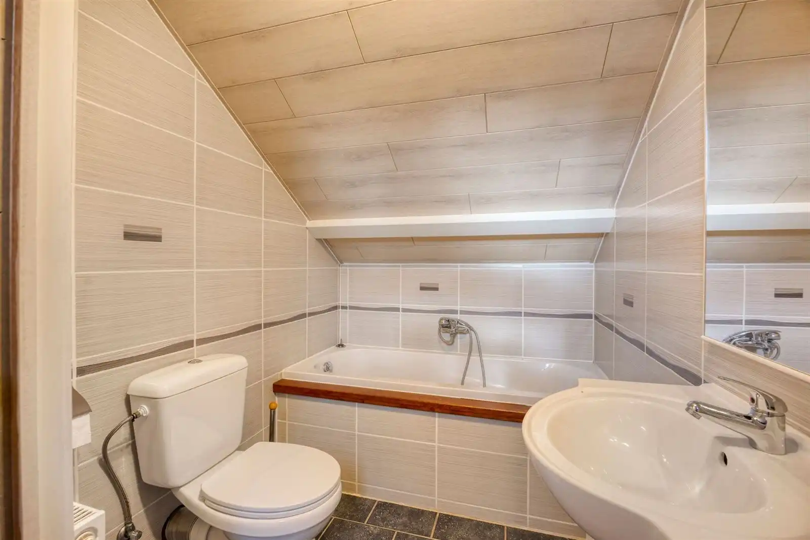 Alleenstaande woning met extra foto 20