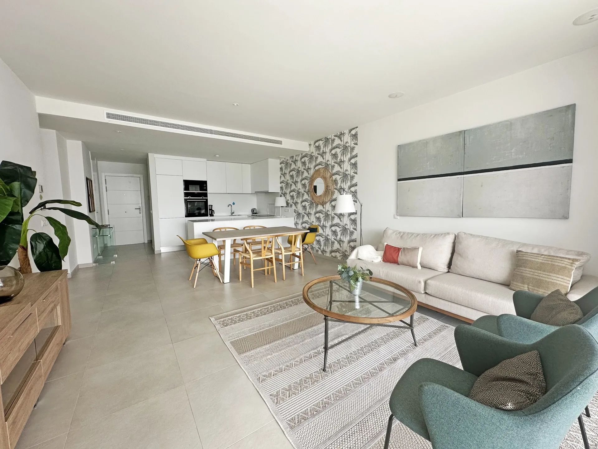 Modern appartement op toplocatie in Estepona - luxe wonen nabij alle faciliteiten foto 2