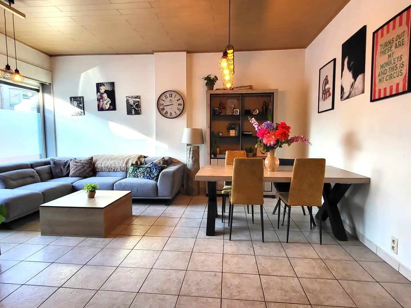 Verrassend ruime, instapklare woning met 3 slaapkamers en zuidger. tuinzone met terras. foto 4
