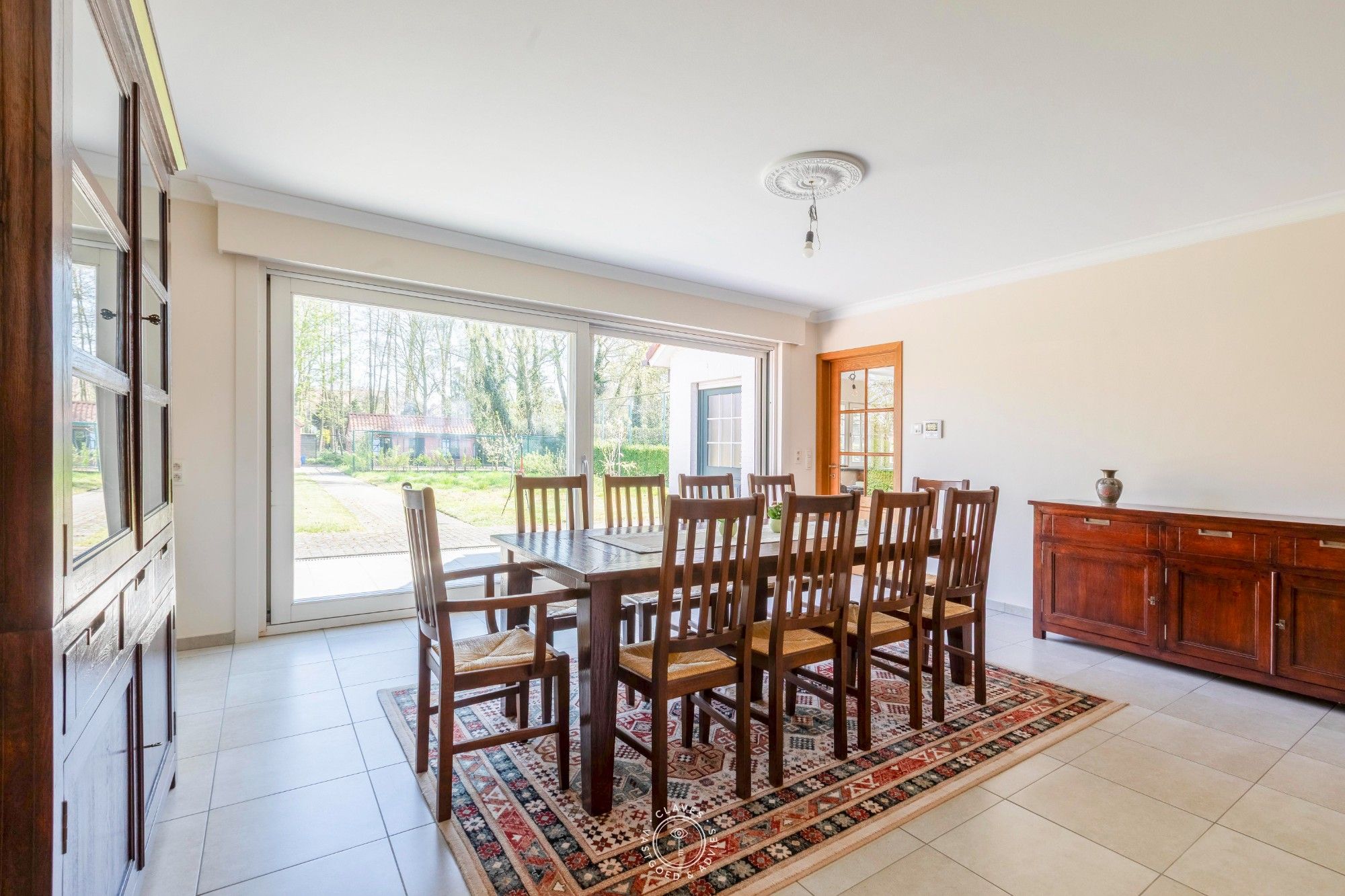 Uitzonderlijk: recent gebouwde woning in de charmantste wijk van Sint-Niklaas 'De Vogelkeswijk' foto 5