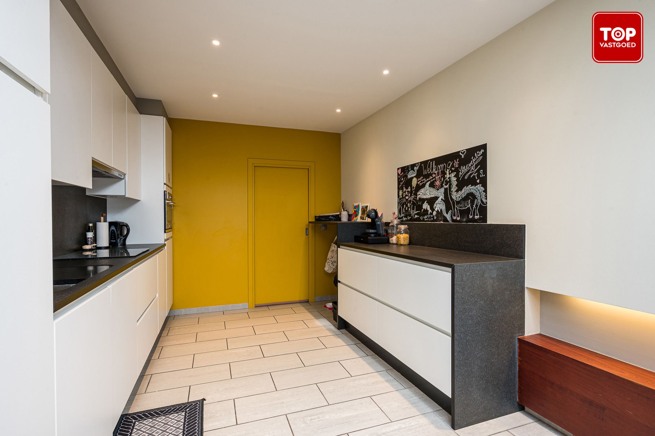 Instapklare architectenwoning met 2 slaapkamers en zonneterras foto 11