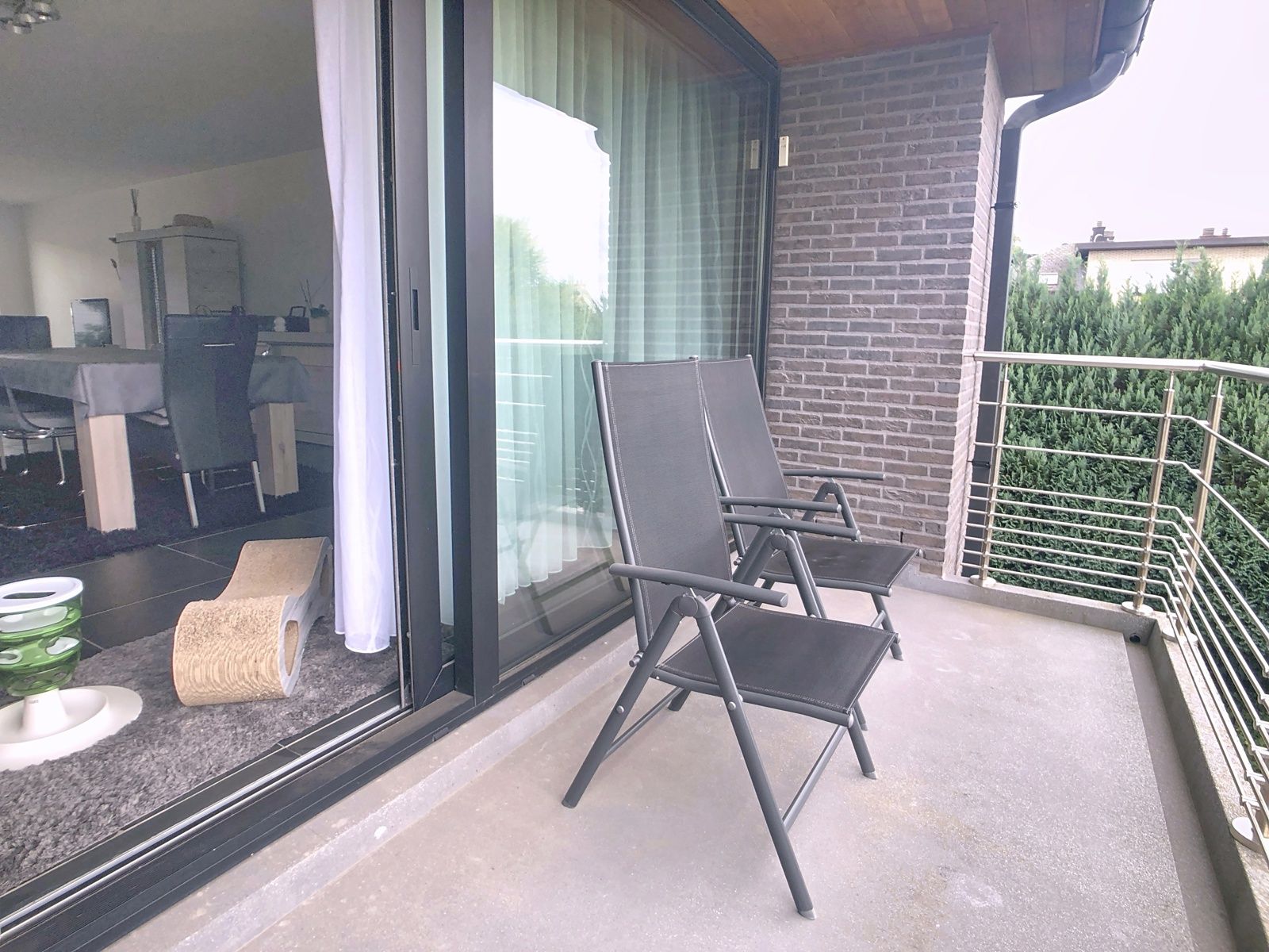 Ruime instapklare duplex met 2 slaapkamers en bureau foto 11