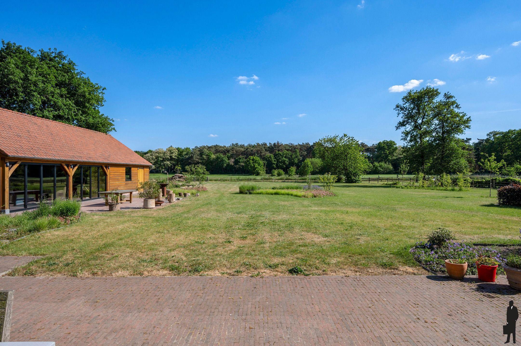 Charmante, volledig gerenoveerde villa  foto 35