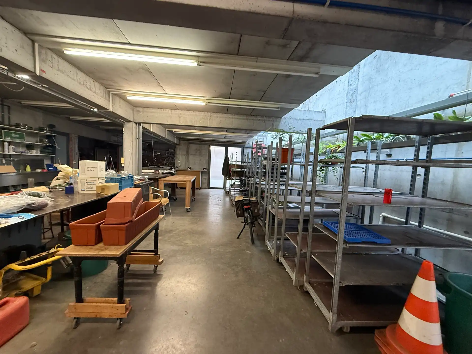 AALST-CENTRUM - Commercieel handelspand met ruim appartement op TOPlocatie. foto 15