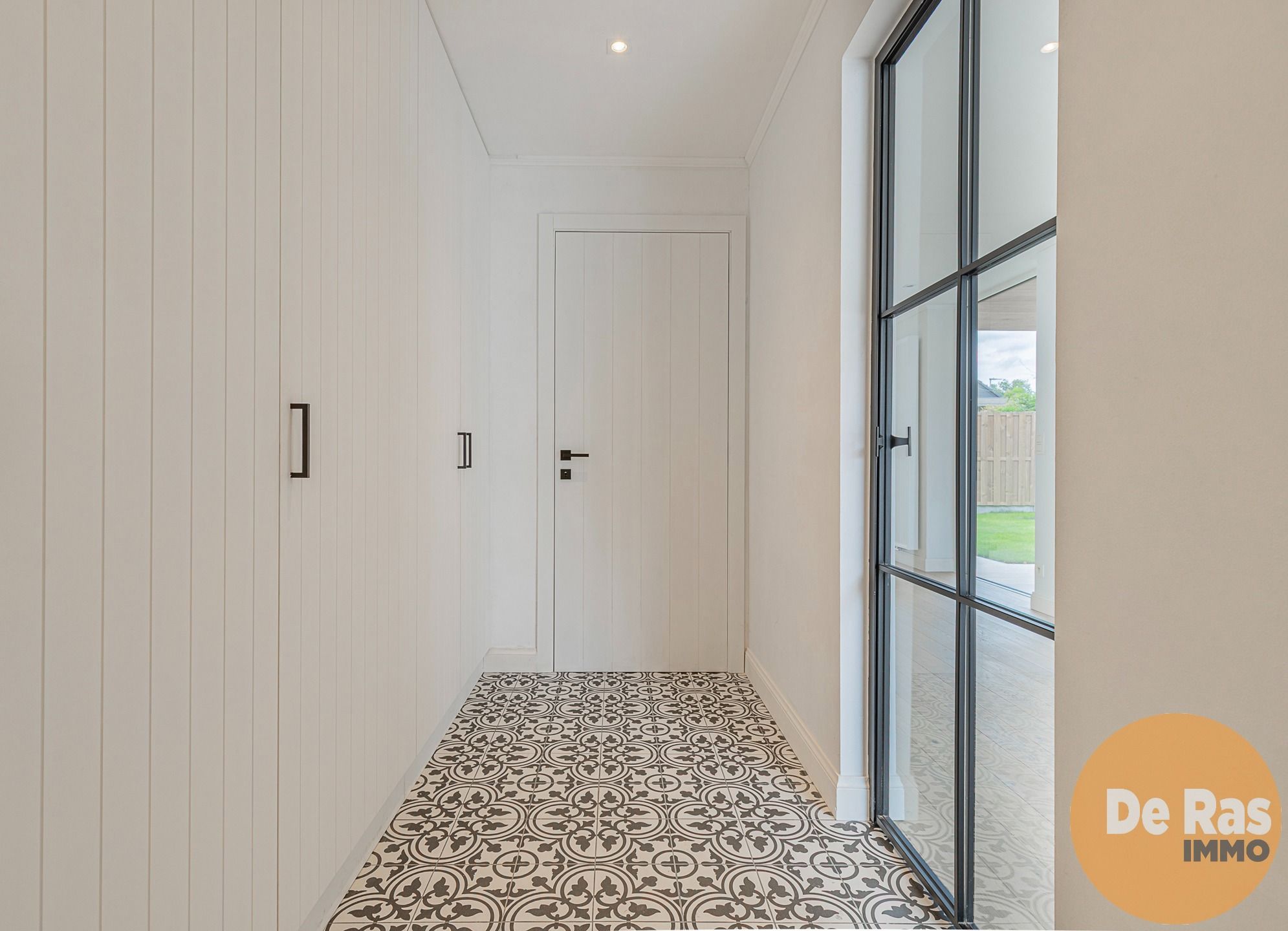 IMPE - Totaal vernieuwde woning met 2 slaapkamers foto 3