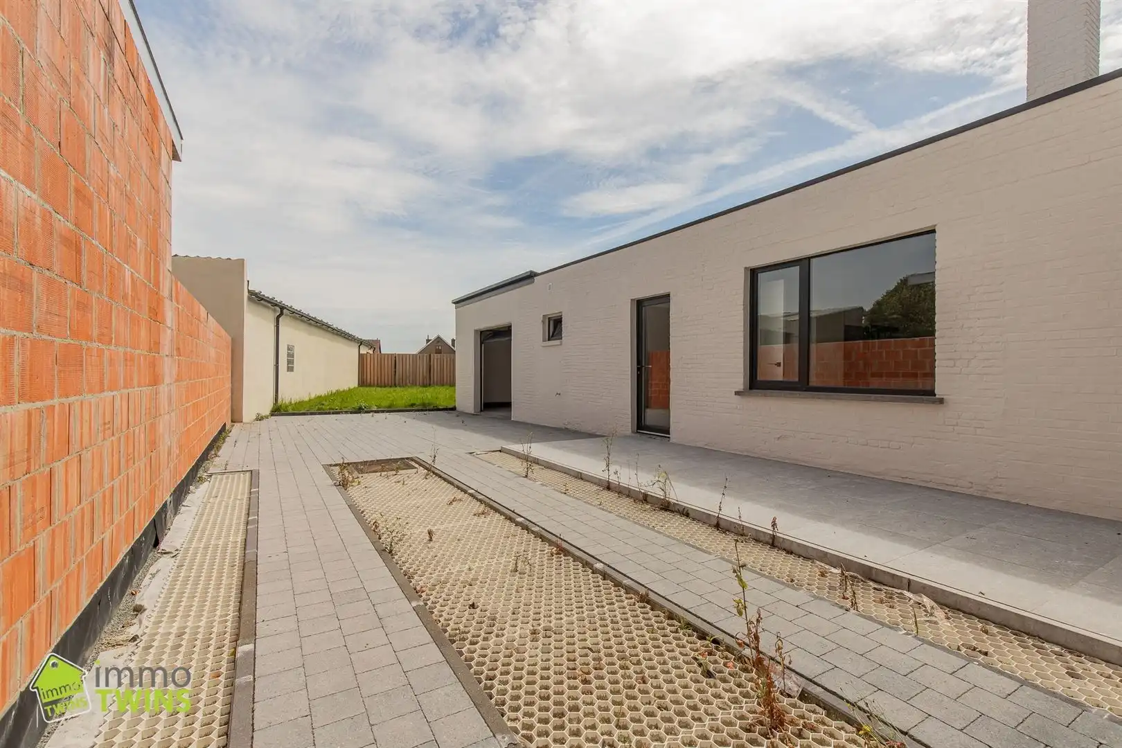 Te koop Instapklare ruime woning met achterliggende weide in Zele foto 17