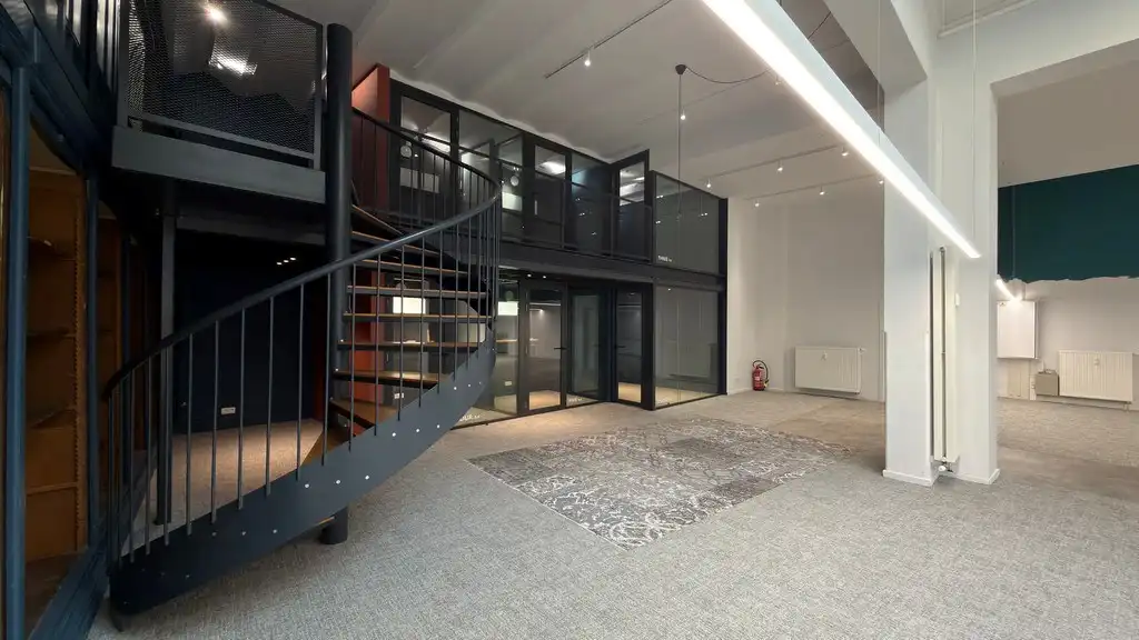 Prachtig gelijkvloers kantoor te huur in centrum Antwerpen foto 13