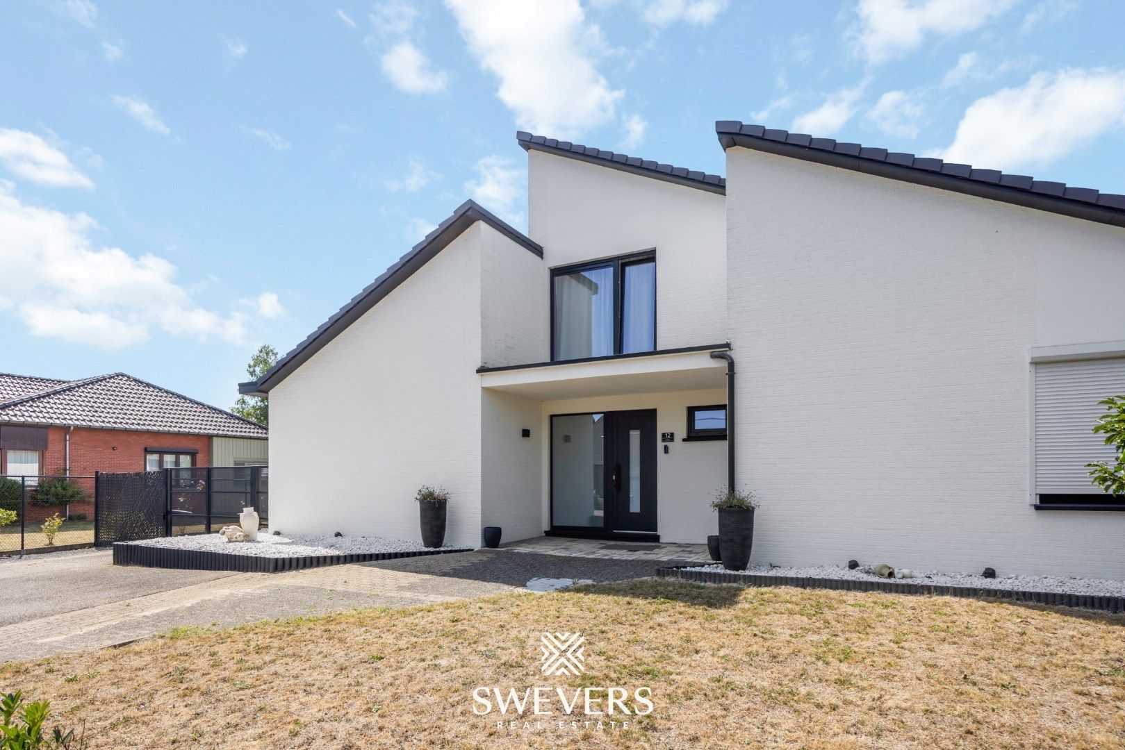 Ruime gerenoveerde villa (306m²) met praktijkmogelijkheden op ZW-perceel (24a68ca) foto 31
