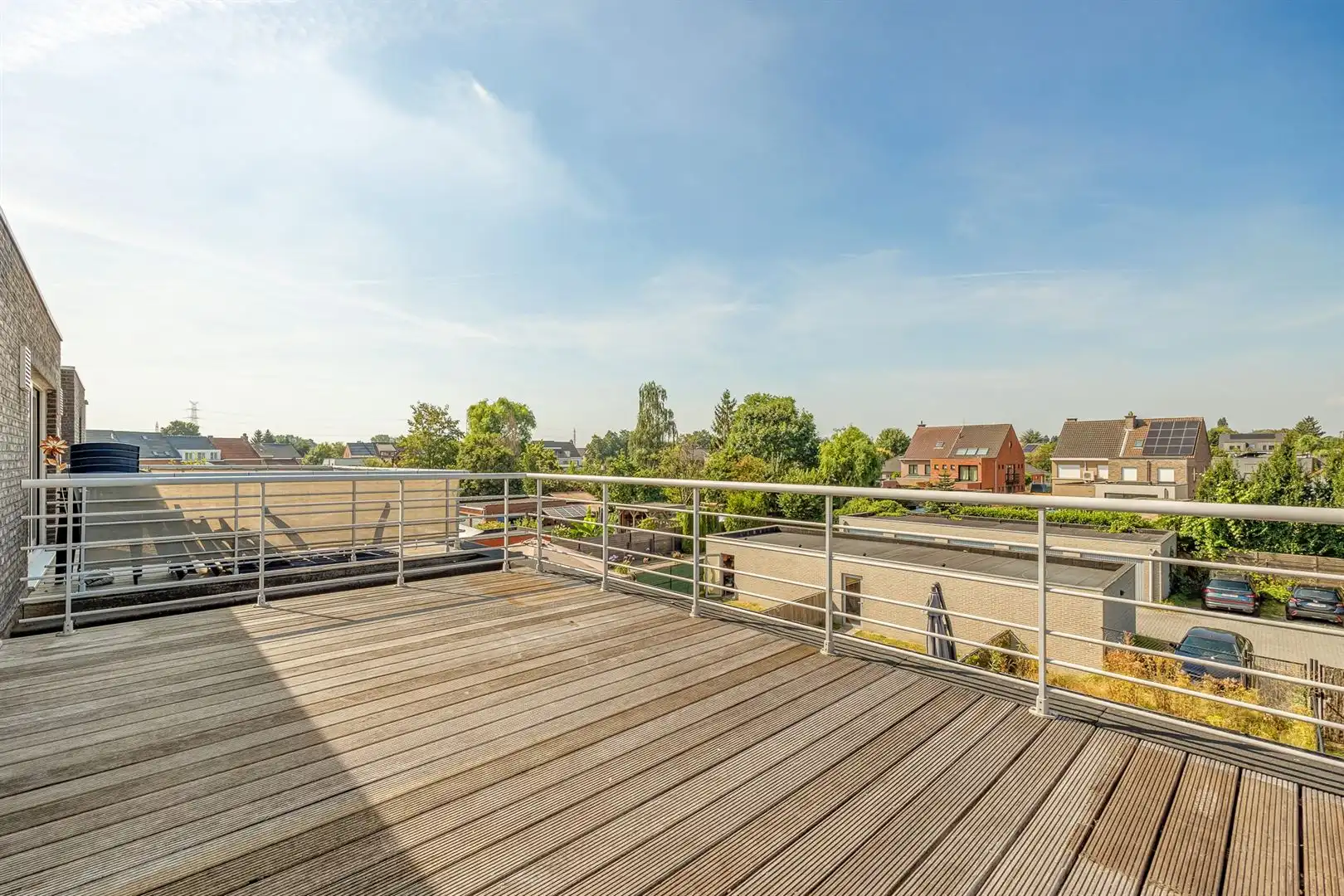 Lichtrijk dakappartement met 2 slaapkamers en ruim terras foto 7