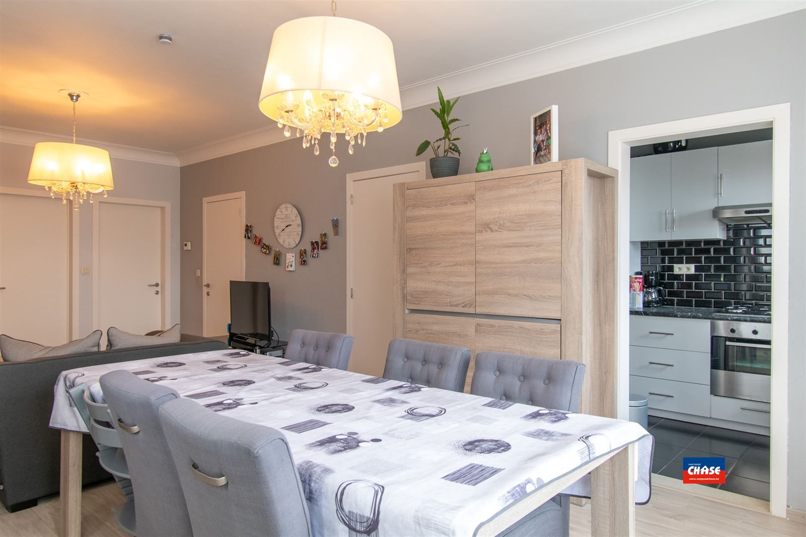 Tof appartement met twee slaapkamers en terrasje foto 4