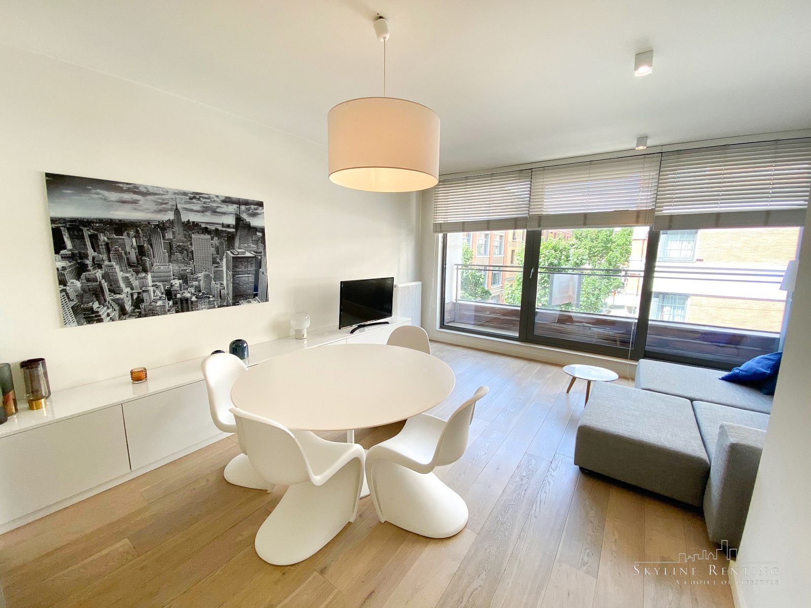 Gemeubeld appartement 1 kamer + terras (Kanaal van Brussel) foto 4