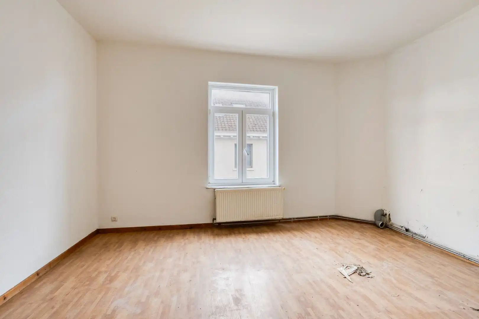 TE RENOVEREN WONING met 2 woonéénheden en tuin – 1640 SINT-GENESIUS-RODE foto 23