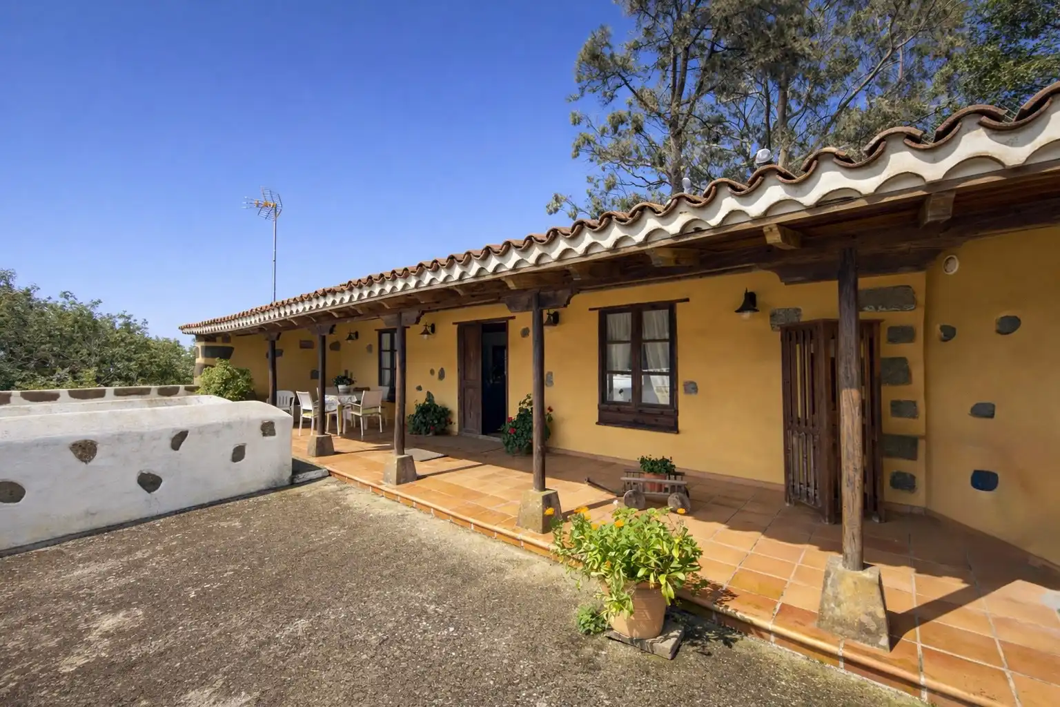 Traditioneel Canarisch huis met zwembad  foto 5