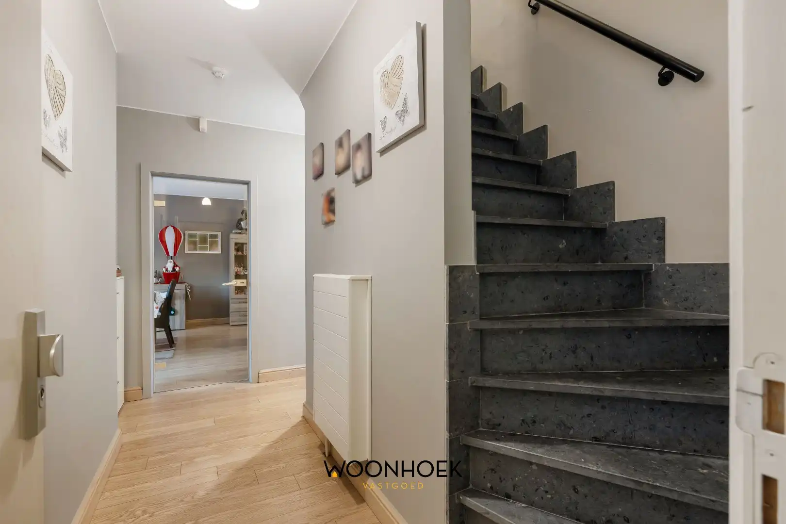 Zeer ruim & zonnig duplexappartement vlakbij centrum en station  foto 8