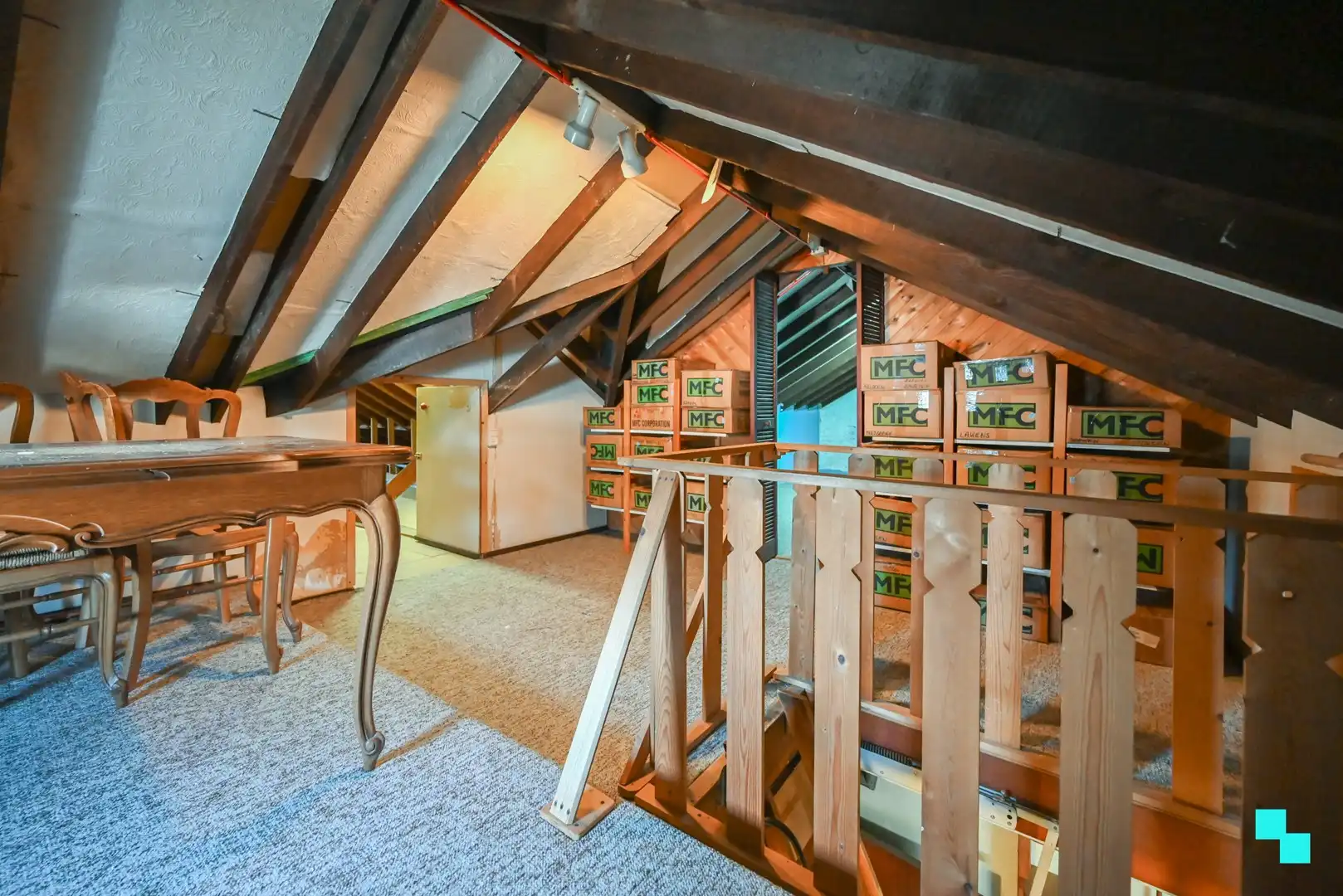 Goed onderhouden villa met garage te Izegem foto 27