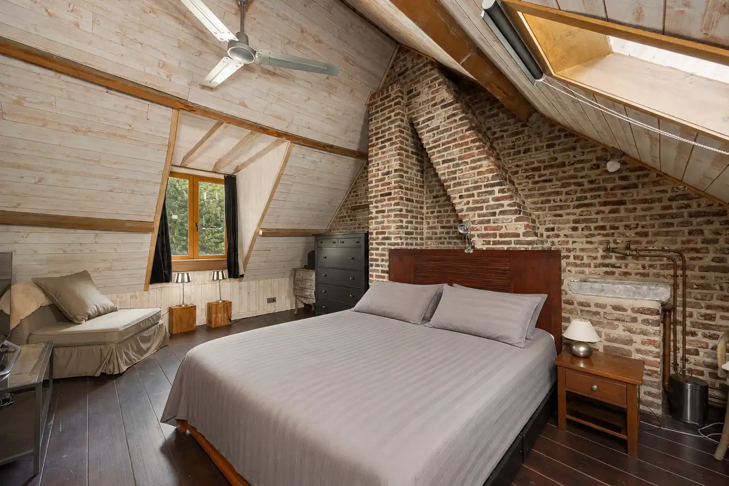Karaktervolle woning met verwarmd zwembad en poolhouse — Verrebroek foto 25