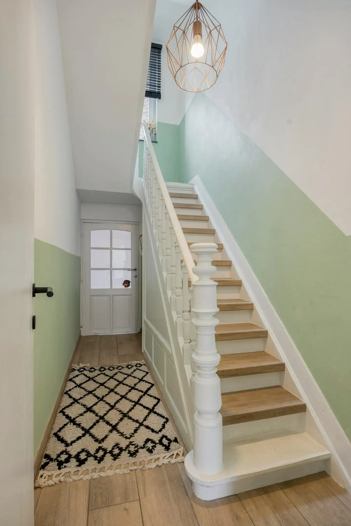 Instapklaar huis met garage en tuin nabij centrum Vilvoorde foto 13