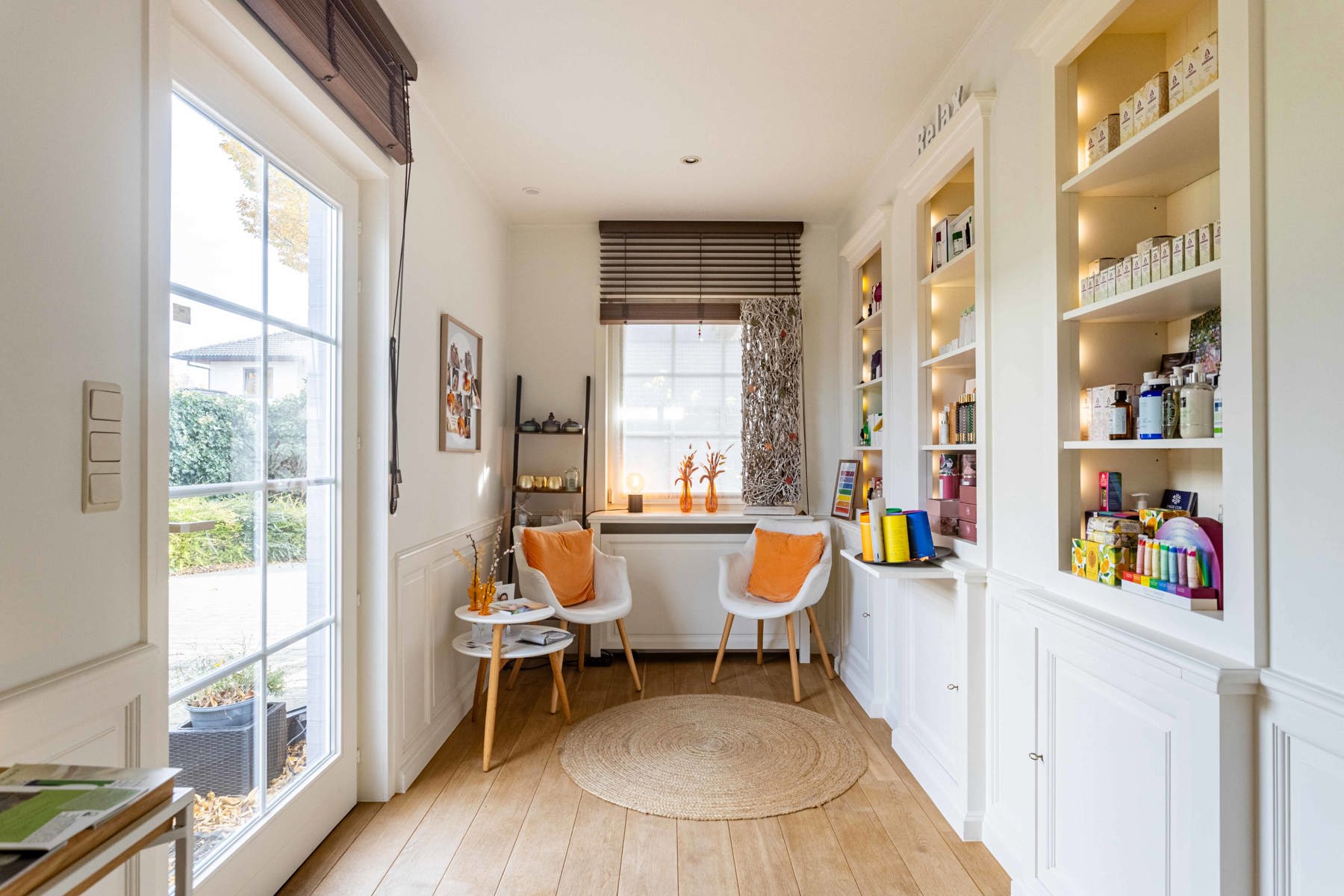 Gezinswoning met praktijkruimte in een rustige wijk foto 23