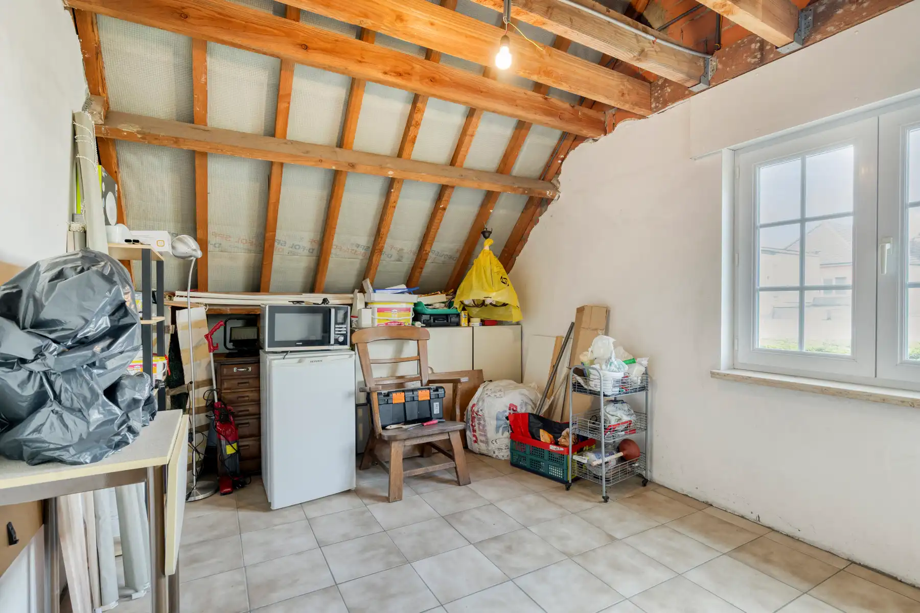 Mooie open bebouwing met bijgebouw en grote tuin foto 18