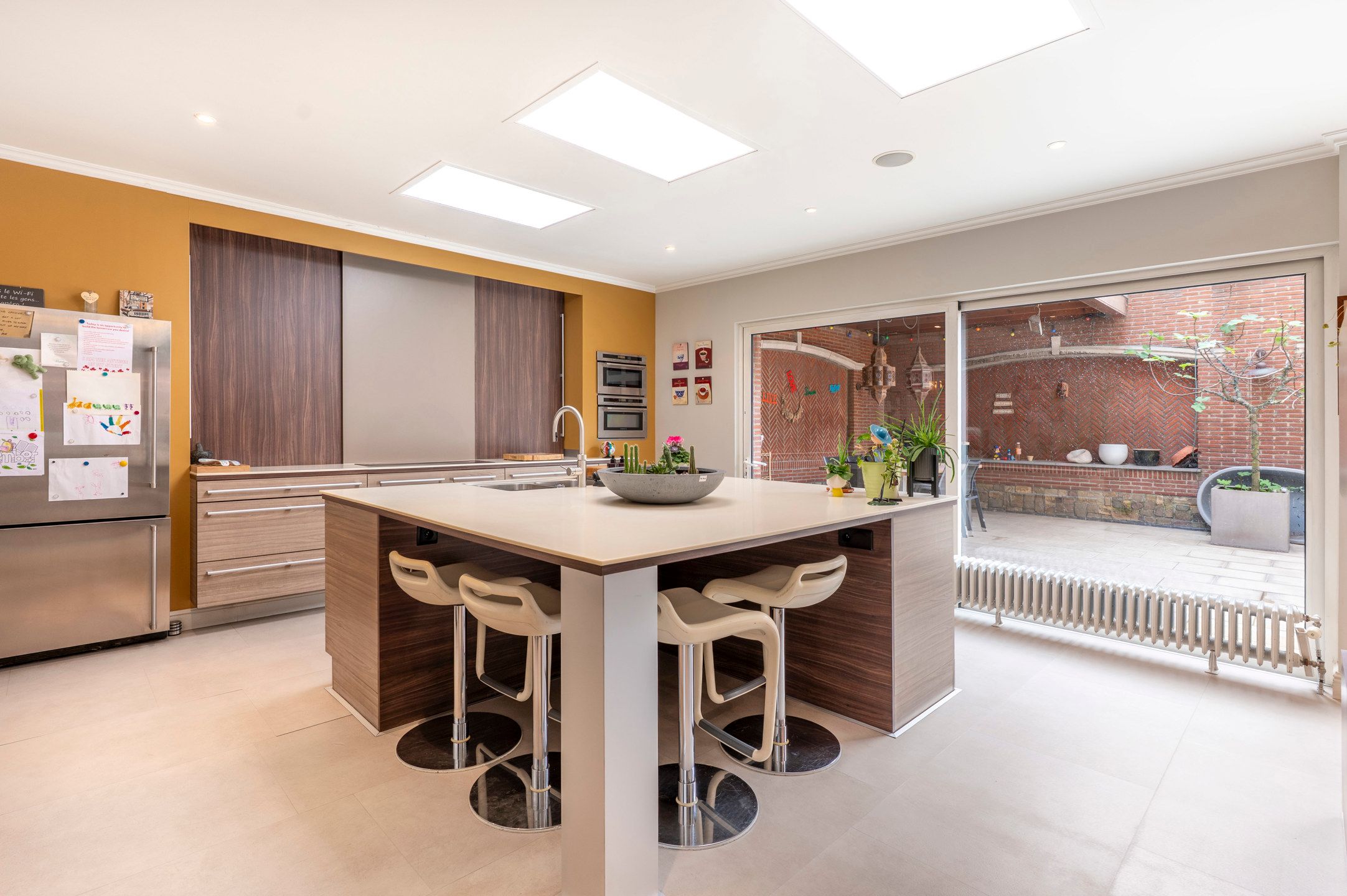 ANTWERPEN CENTRUM - Herenhuis met parking. foto 13