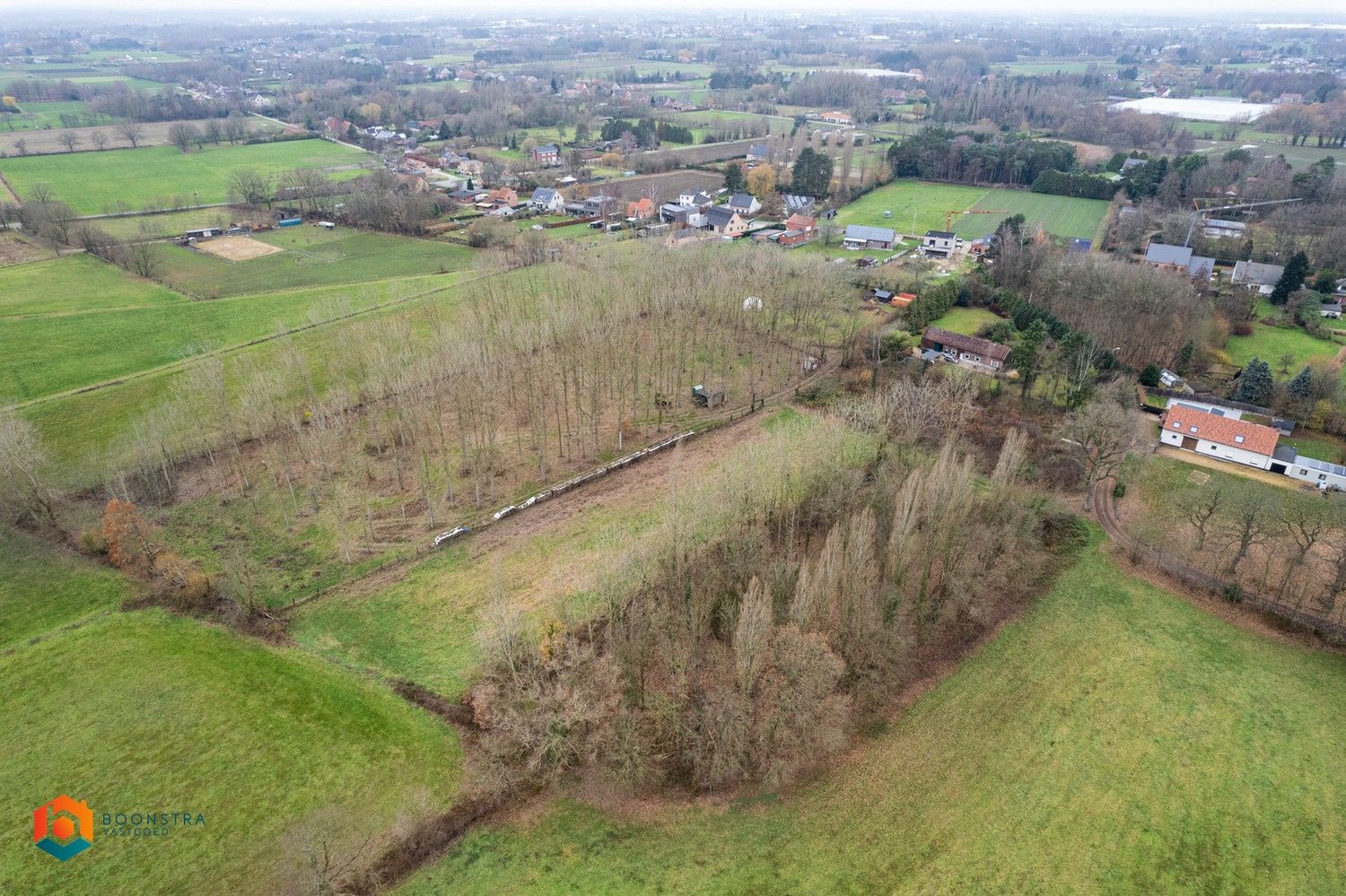 Achtergelegen landbouwgronden van 27918 m² foto 3