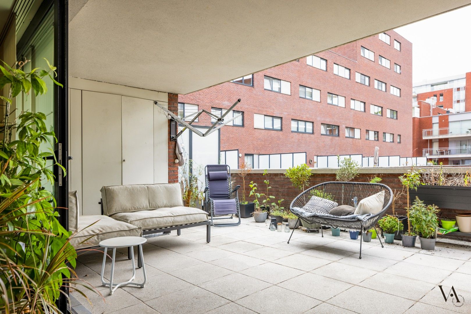 2-slaapkamerappartement met ruim terras en autostaanplaats in Hungaria foto 7