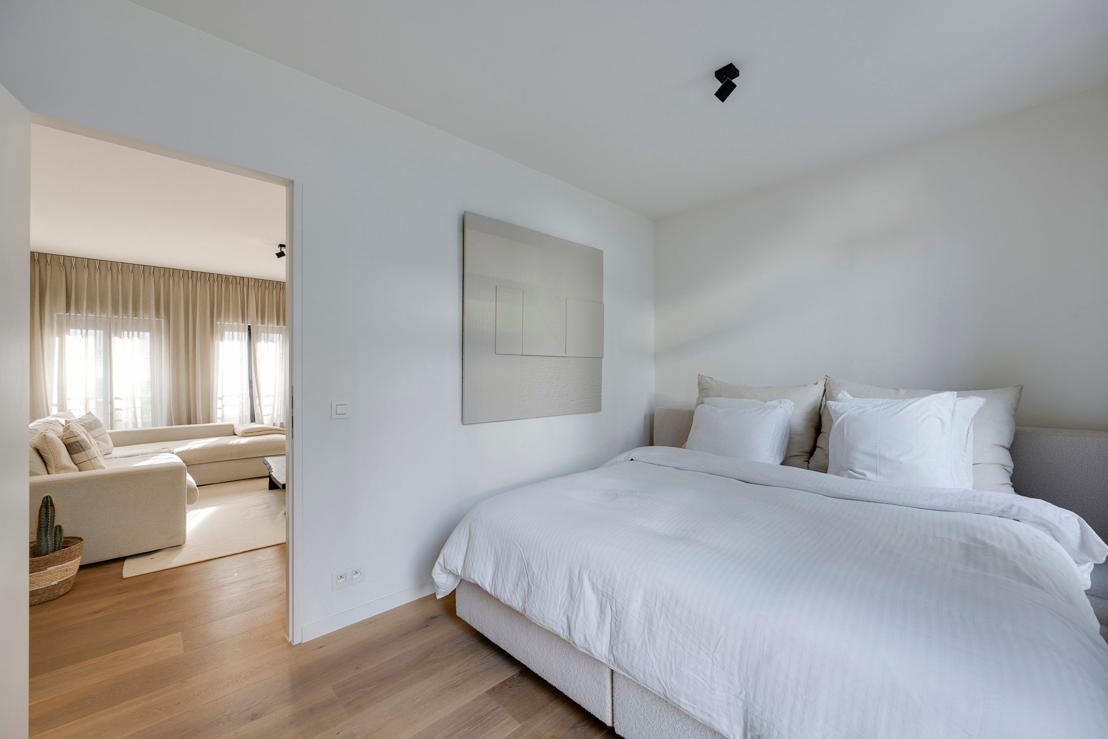 Luxueus nieuw app met 2 terrassen + 2 parkings vlakbij Zuid foto 10