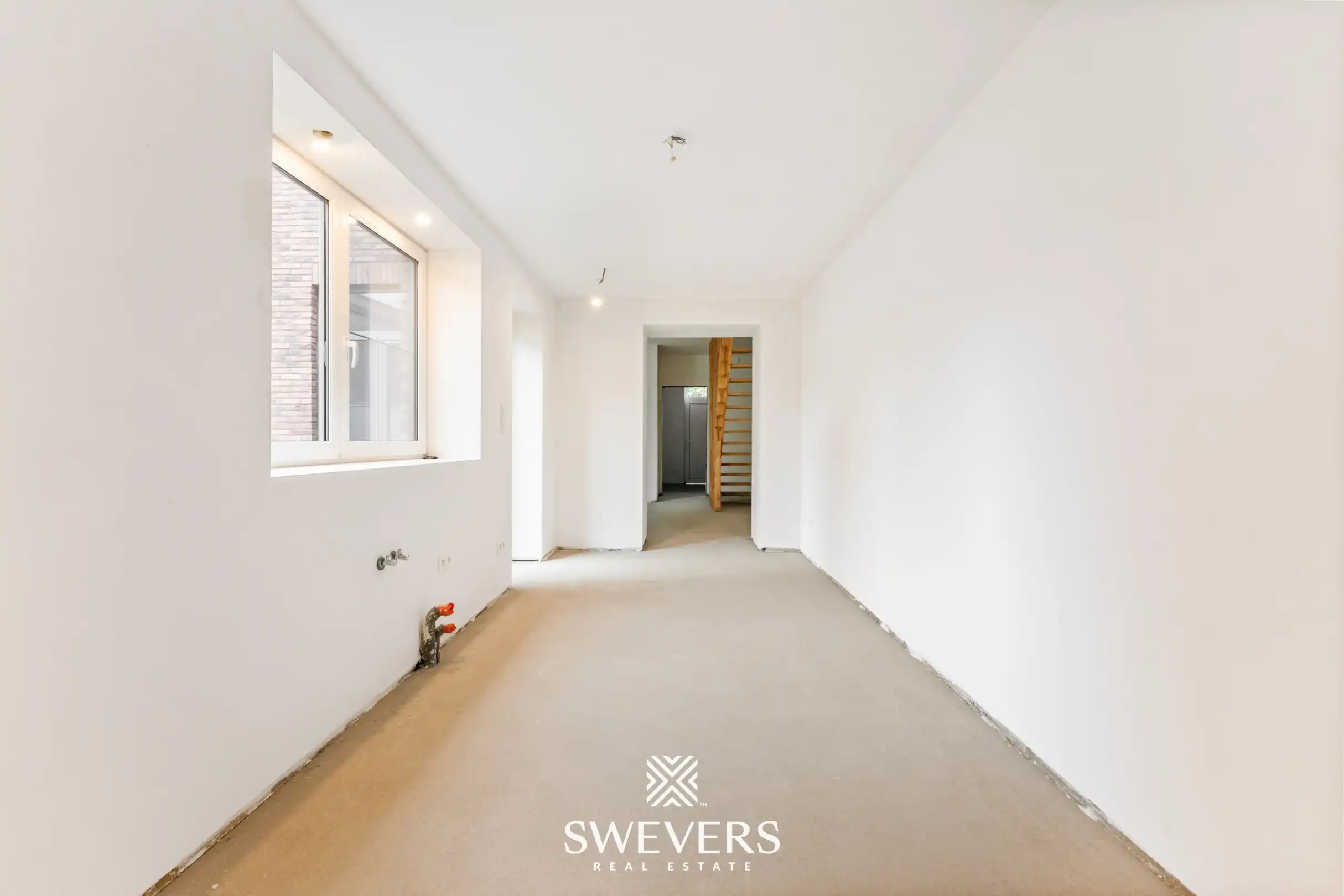 Ruime casco-pluswoning van 253 m² met 4 slaapkamers, garage en veel potentieel in Riemst foto 12