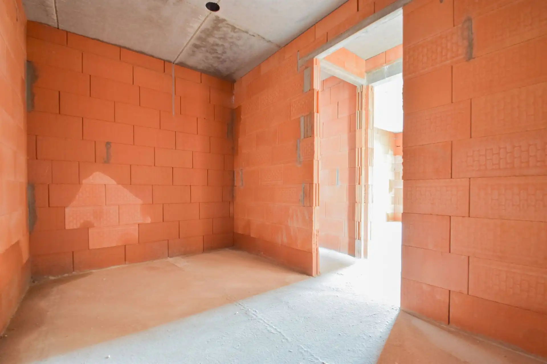 Halfopen nieuwbouw met mog. 4 slpk in een doodlopende straat foto 16